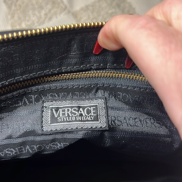 VERSACE BAG AV SHOW - Picture 6 of 8